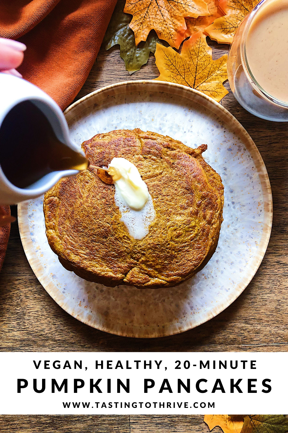 PUMPKIN SPICE VEGAN PANCAKES