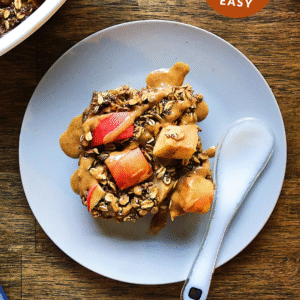 Vegan Apple Cinnamon Baked Oatmeal