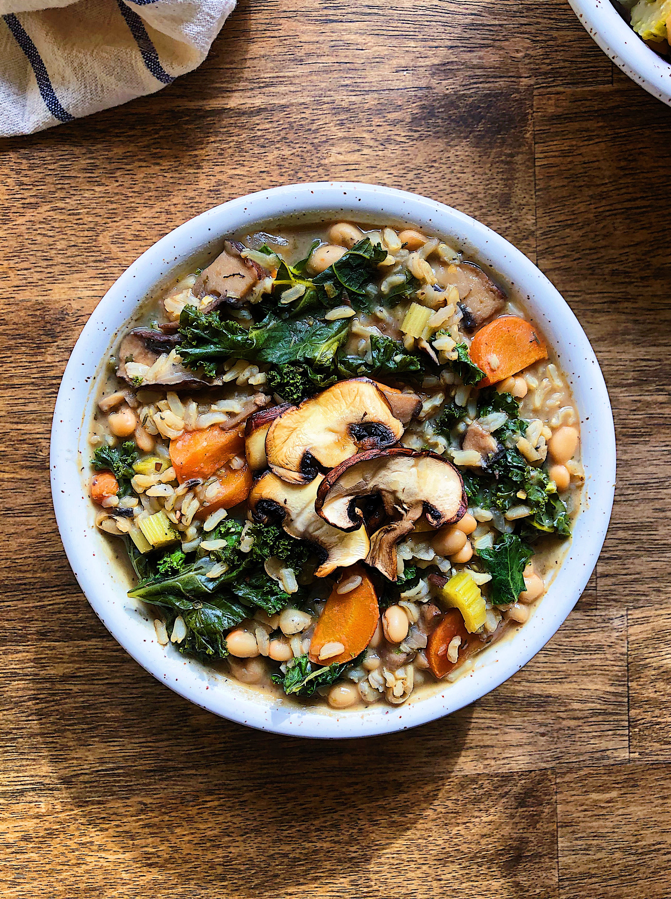 Easy Vegan Mushroom and Rice Soup