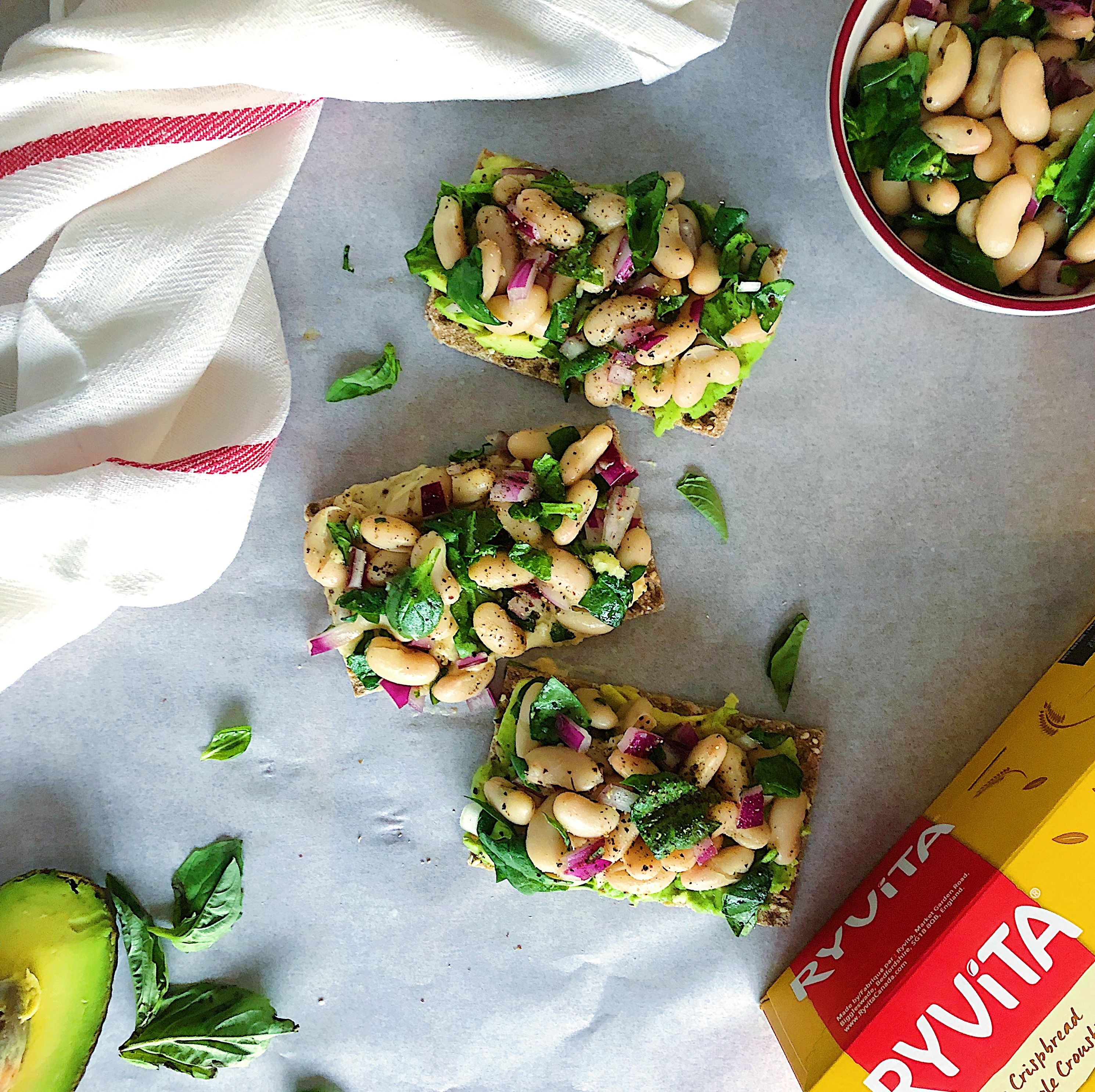 Healthy Vegan White Bean and Basil Salad