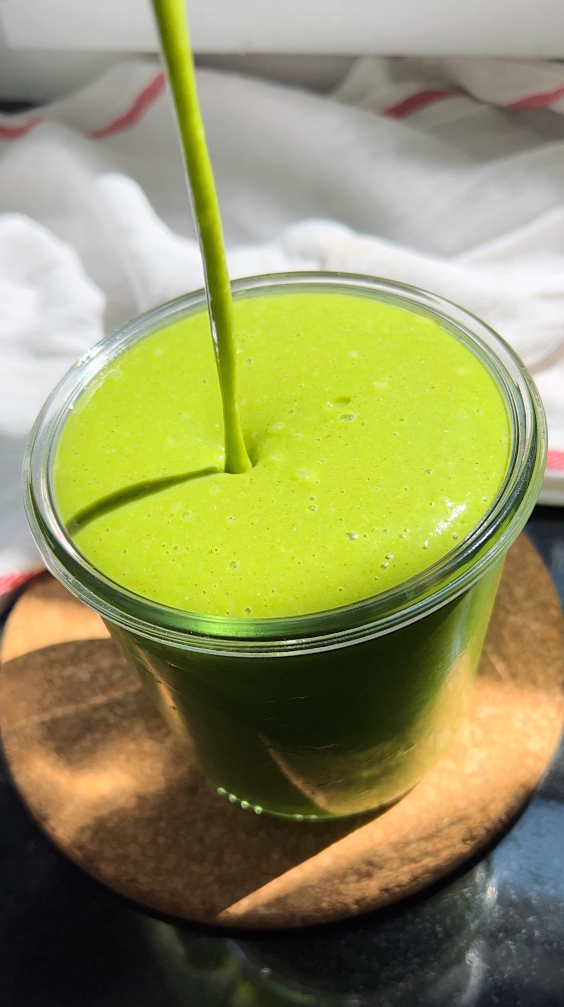 VEGAN HIGH PROTEIN TROPICAL SMOOTHIE