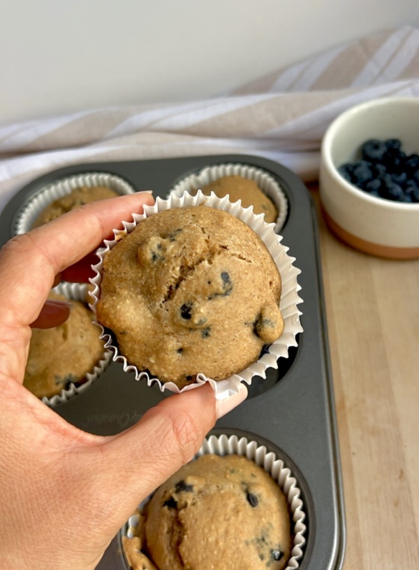 Best Ever Healthy Blueberry Muffins (Made With Oatmeal!)