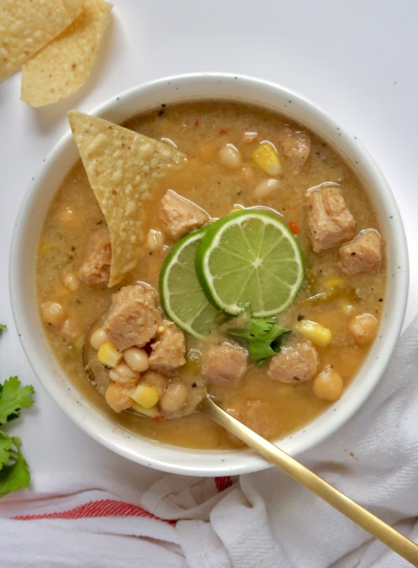 30-Minute High Protein Vegan White Chicken Chili