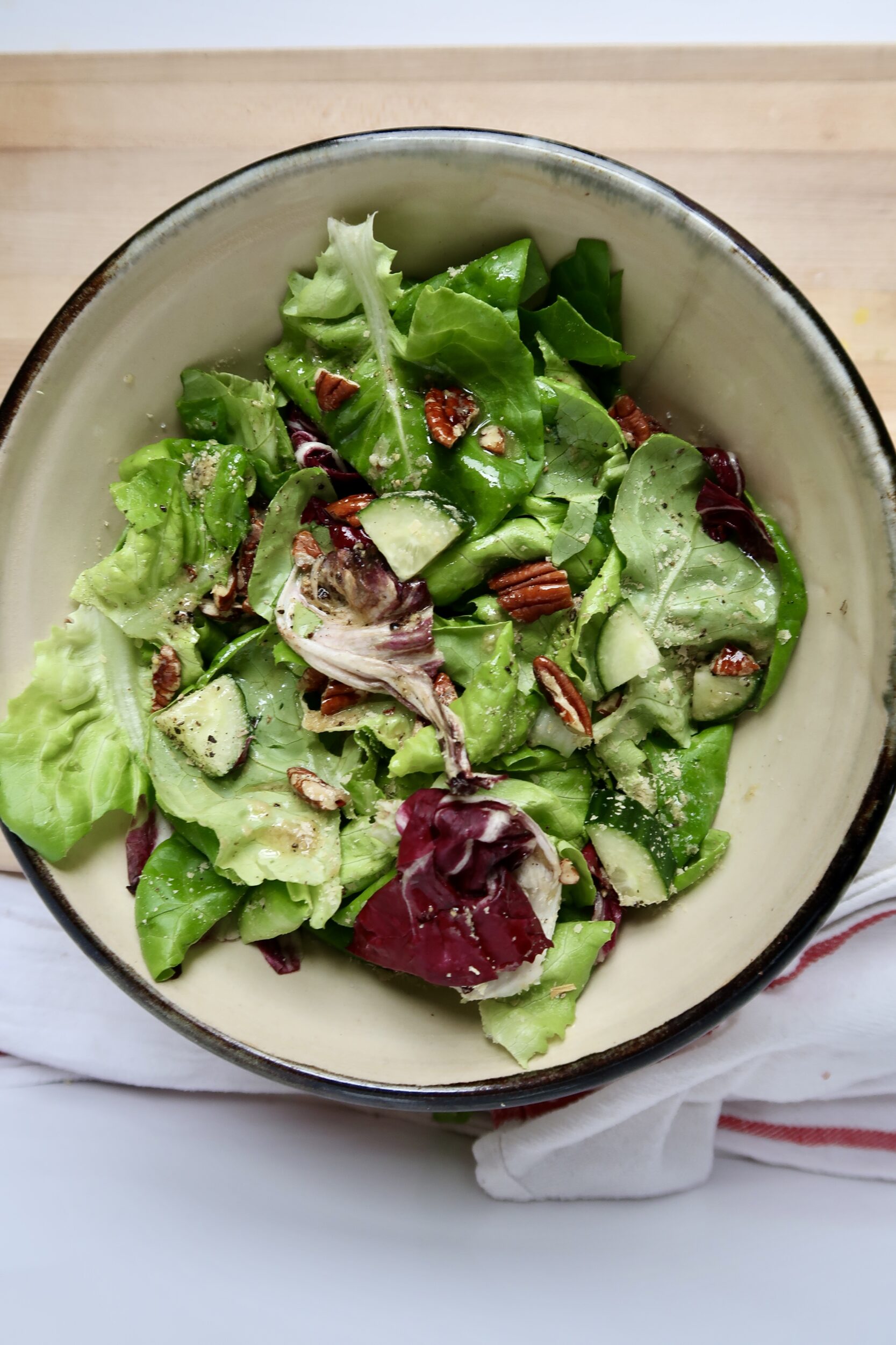Bowl with veggies inside.