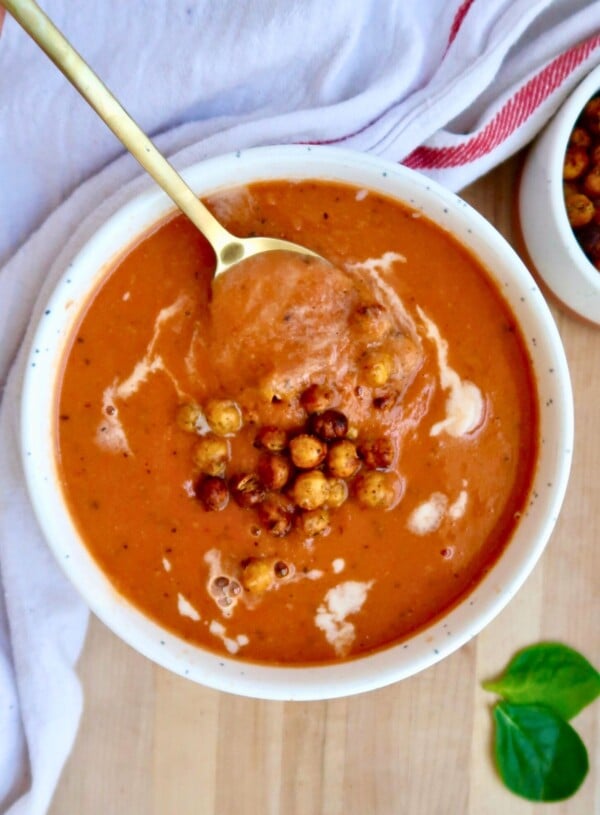 Healthy Dairy-Free Tomato Soup with Crispy Chickpeas