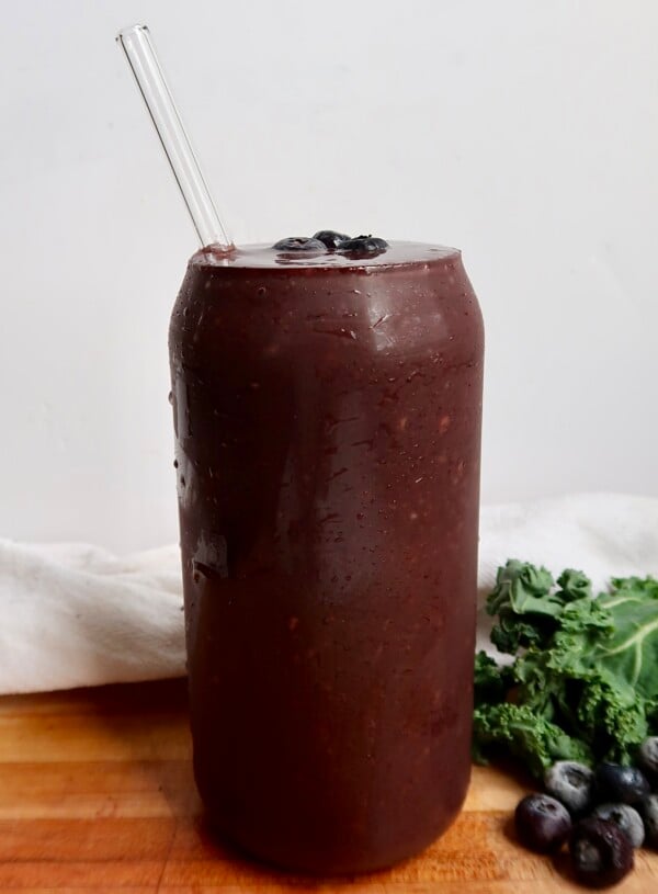 The Best Blueberry Kale Smoothie (High Protein)