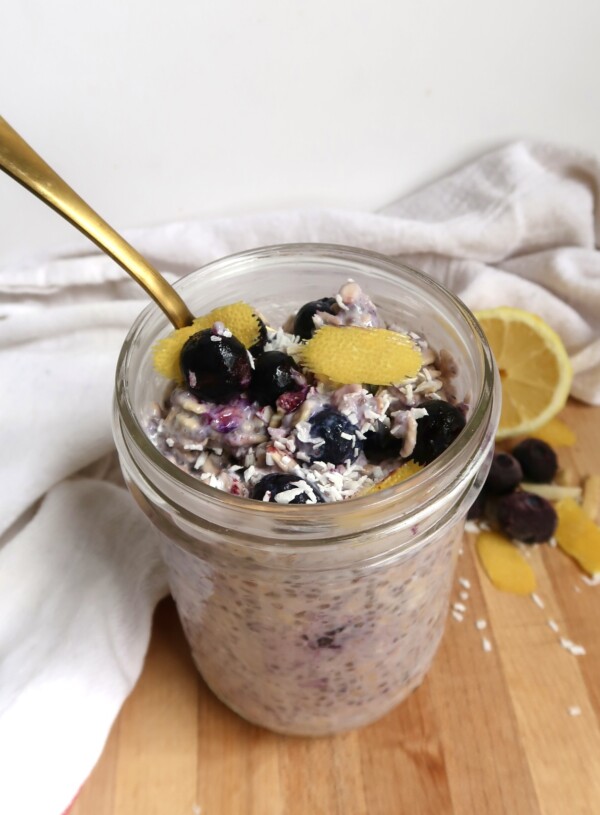 Easy Lemon Blueberry Overnight Oats (Dairy-Free!)