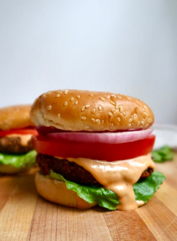 20-Minute Easy Black Bean Burgers (No Pre-Cooking!)